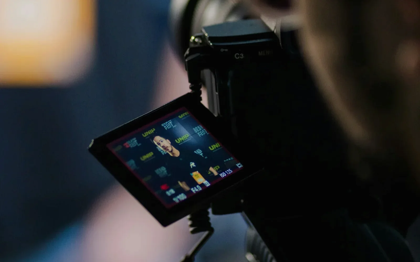 Temporary behind-the-scenes media